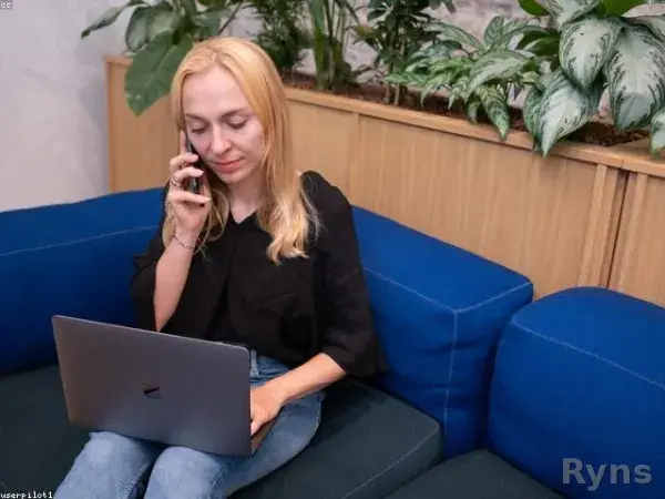 Female Telecaller - Health Insurance
